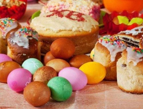 Розпродаж Великодніх пасок і вареників | Sale of Easter cakes and dumplings